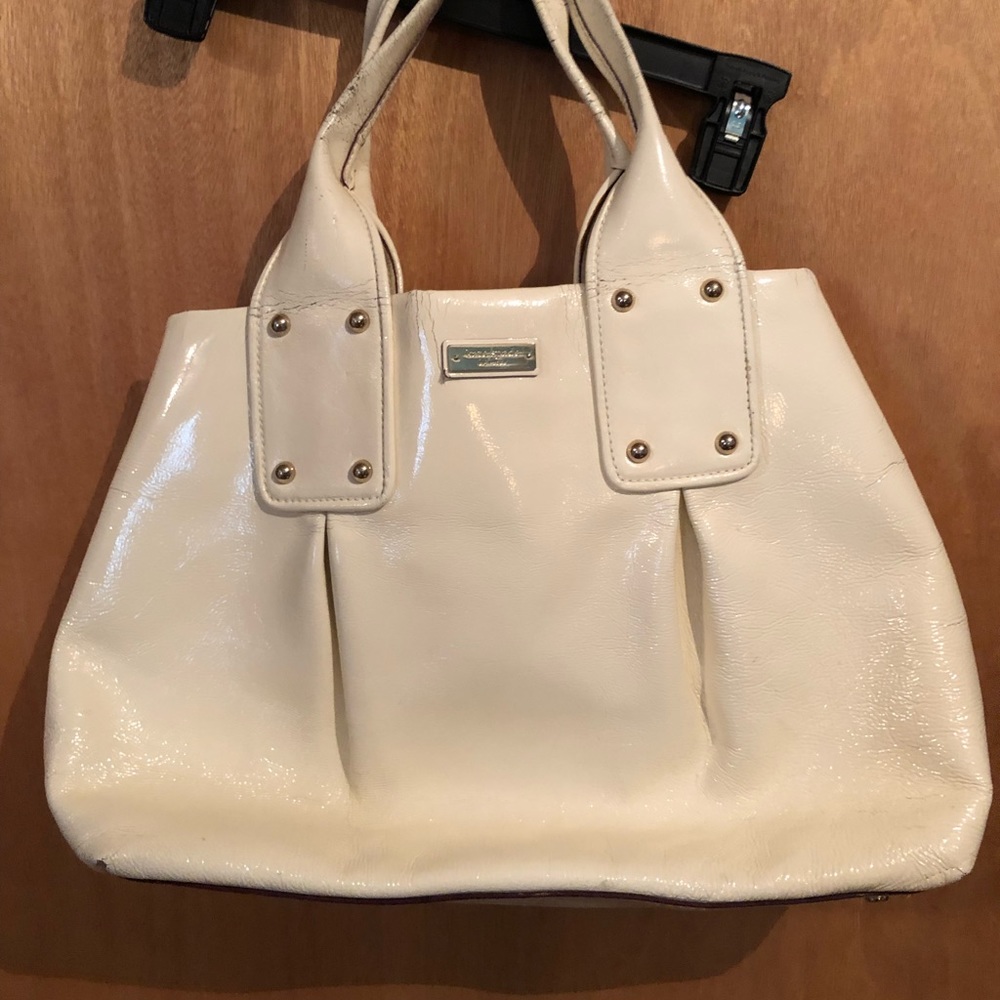 Very used Kate spade purse